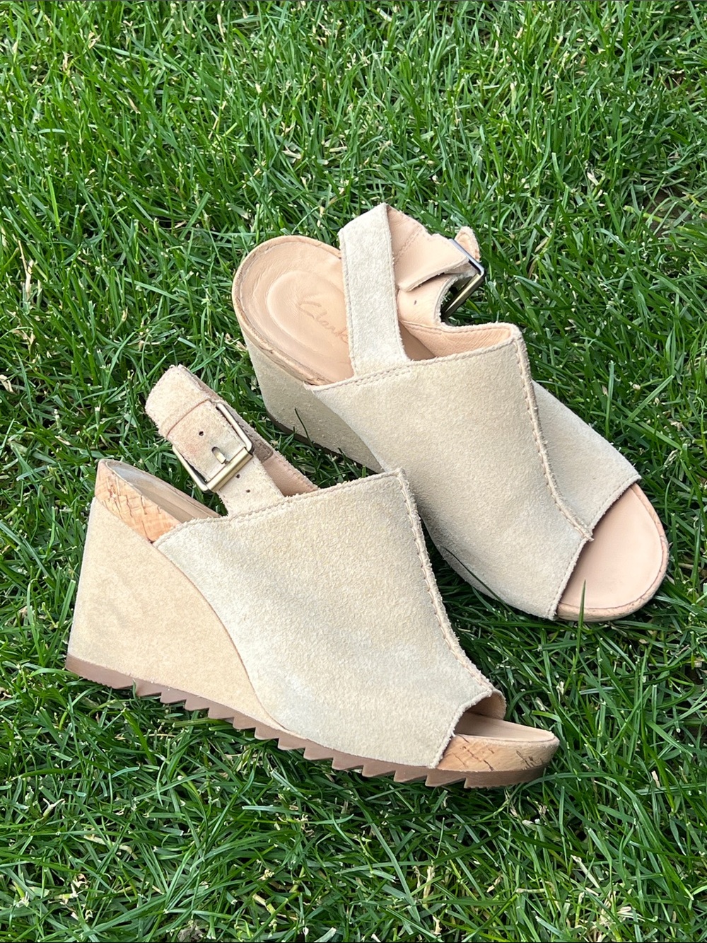 Clarks - Womens Flex Stitch Wedge Sandal, tan color
